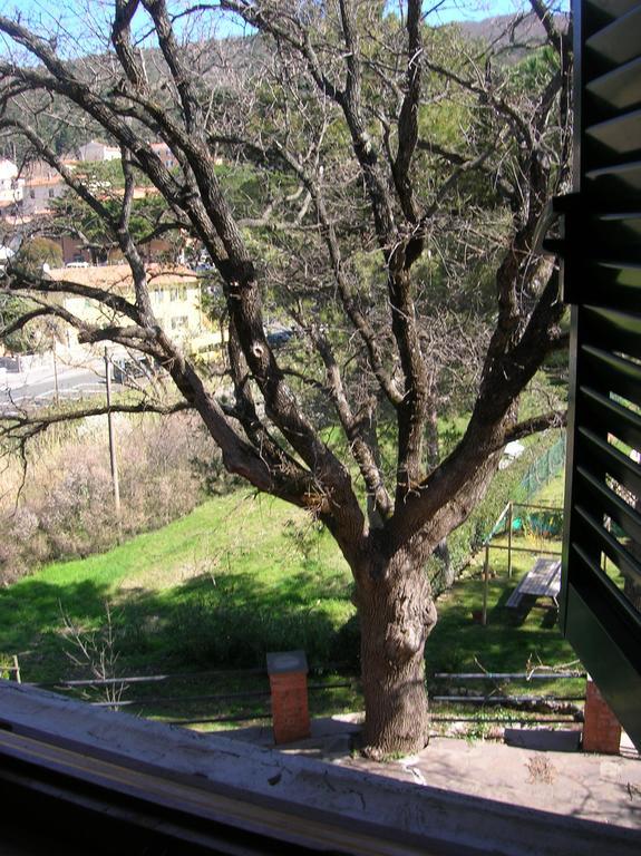 Hotel Il Poggetto Castellina Marittima Exteriör bild